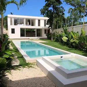 Villa 11br I Hacienda Zalama, Tulum